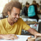 Bắt đầu cuộc trò chuyện bằng cách hỏi những trọng tâm